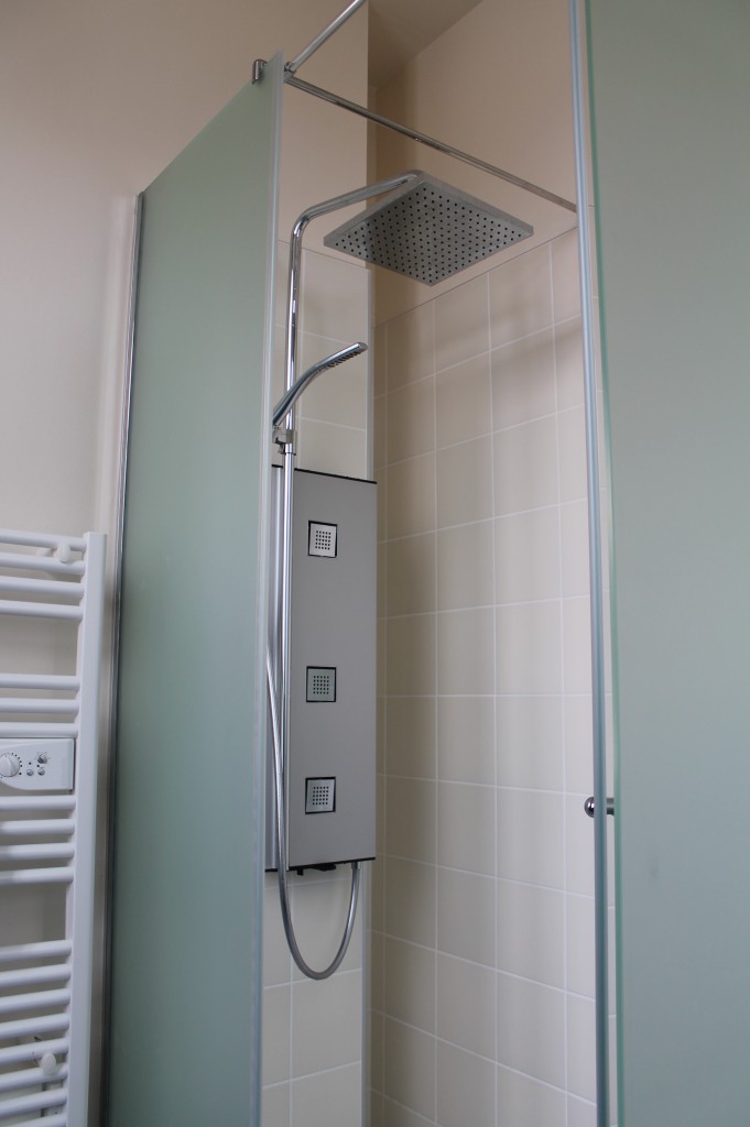 villa elyane colmar bed and breakfast room 2 shower